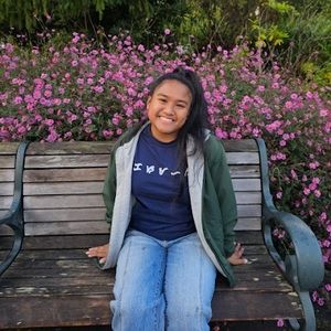 Meet your Posher, Holly marie